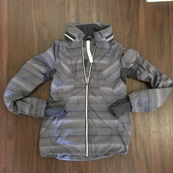 lululemon athletica Jackets & Blazers - Lululemon Run: Hustle Jacket size gray 2